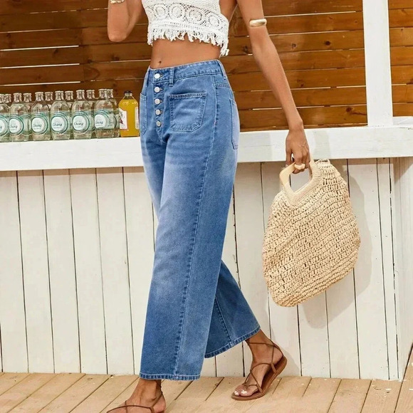 Denim - Medium Wash Casual Women's Loose Fitting Straight Leg Blue Denim Jeans